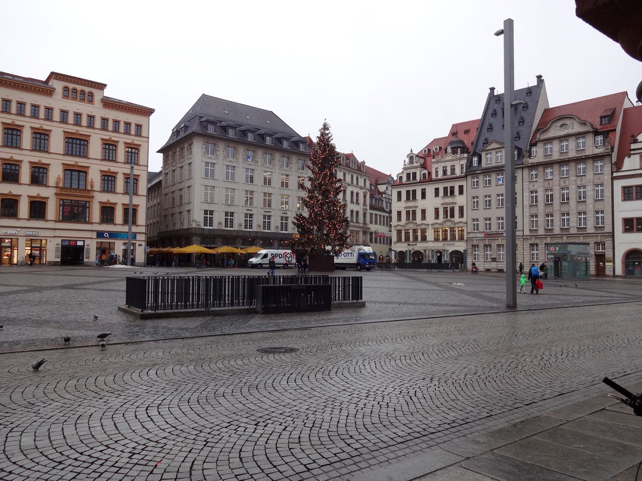 }NgL[Marktplatz]