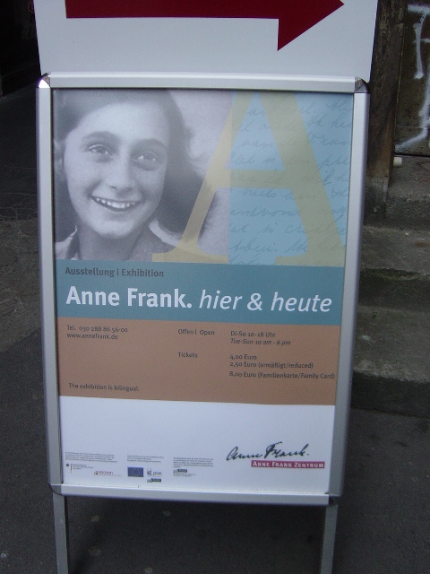 AltNZ^[[Anne Frank Zentrum]