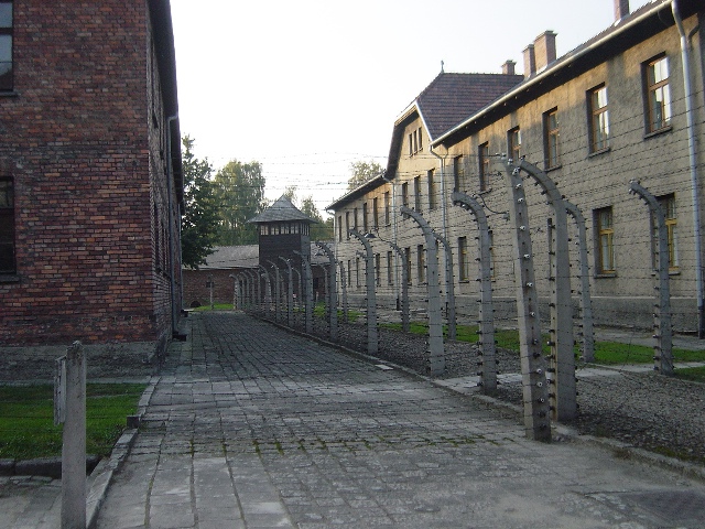 AEVBbc[Auschwitz]